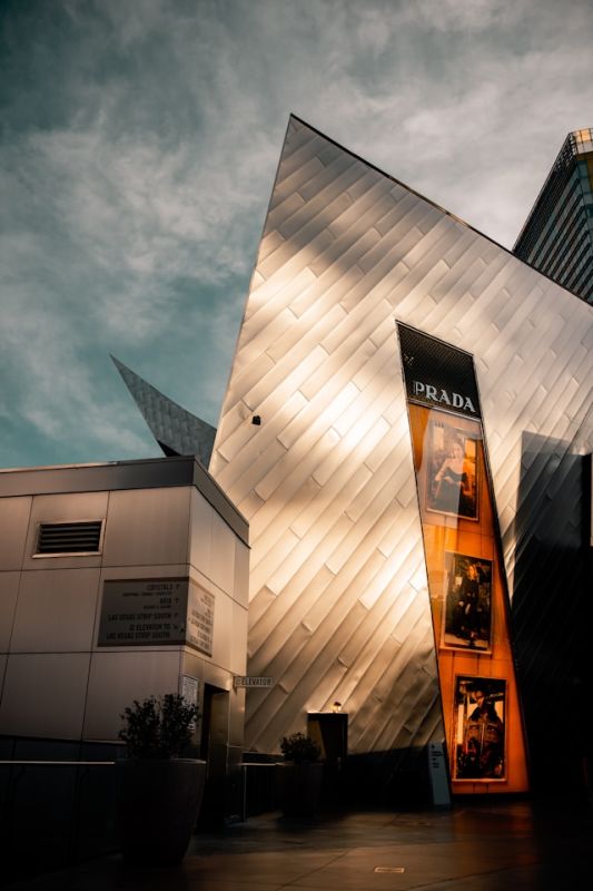 PRADA shop